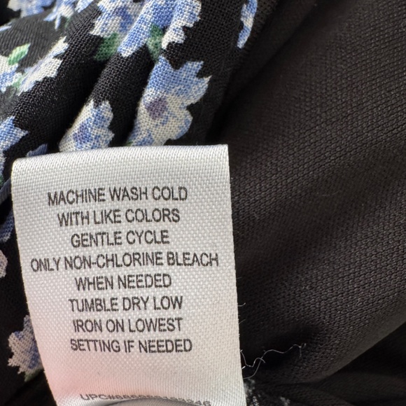 Live To Be Spoiled Ruched Bodycon Mini Dress S Black Floral - Picture 9 of 9